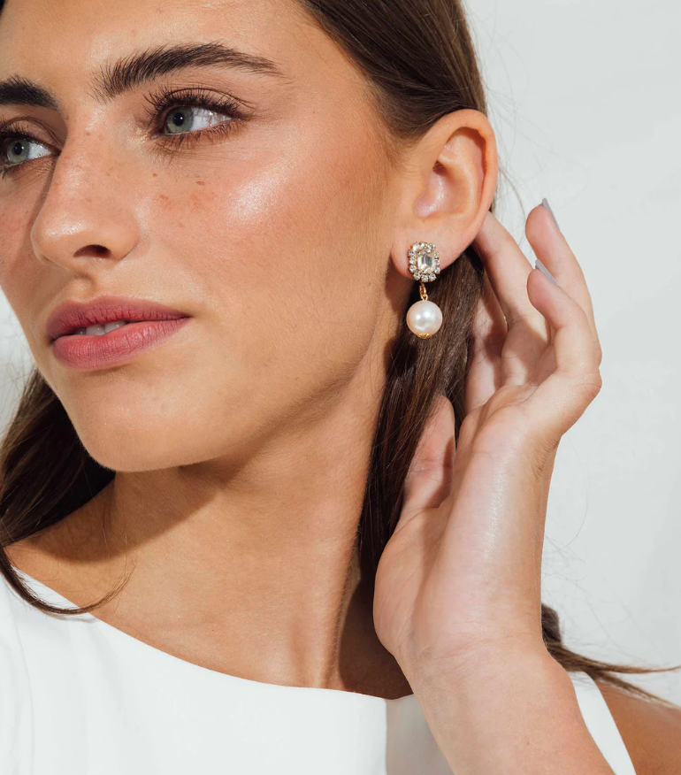 Tatiana Pearl Earrings