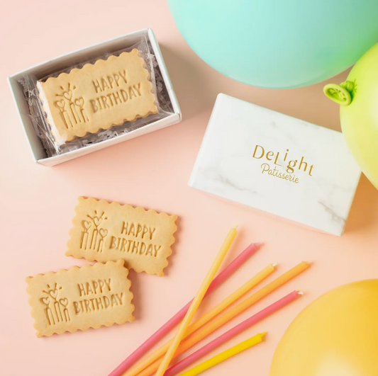 “Happy Birthday” mini box cookies